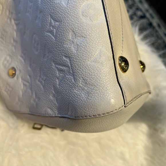 Louis Vuitton Montaigne Impreinte leather - Picture 10 of 15